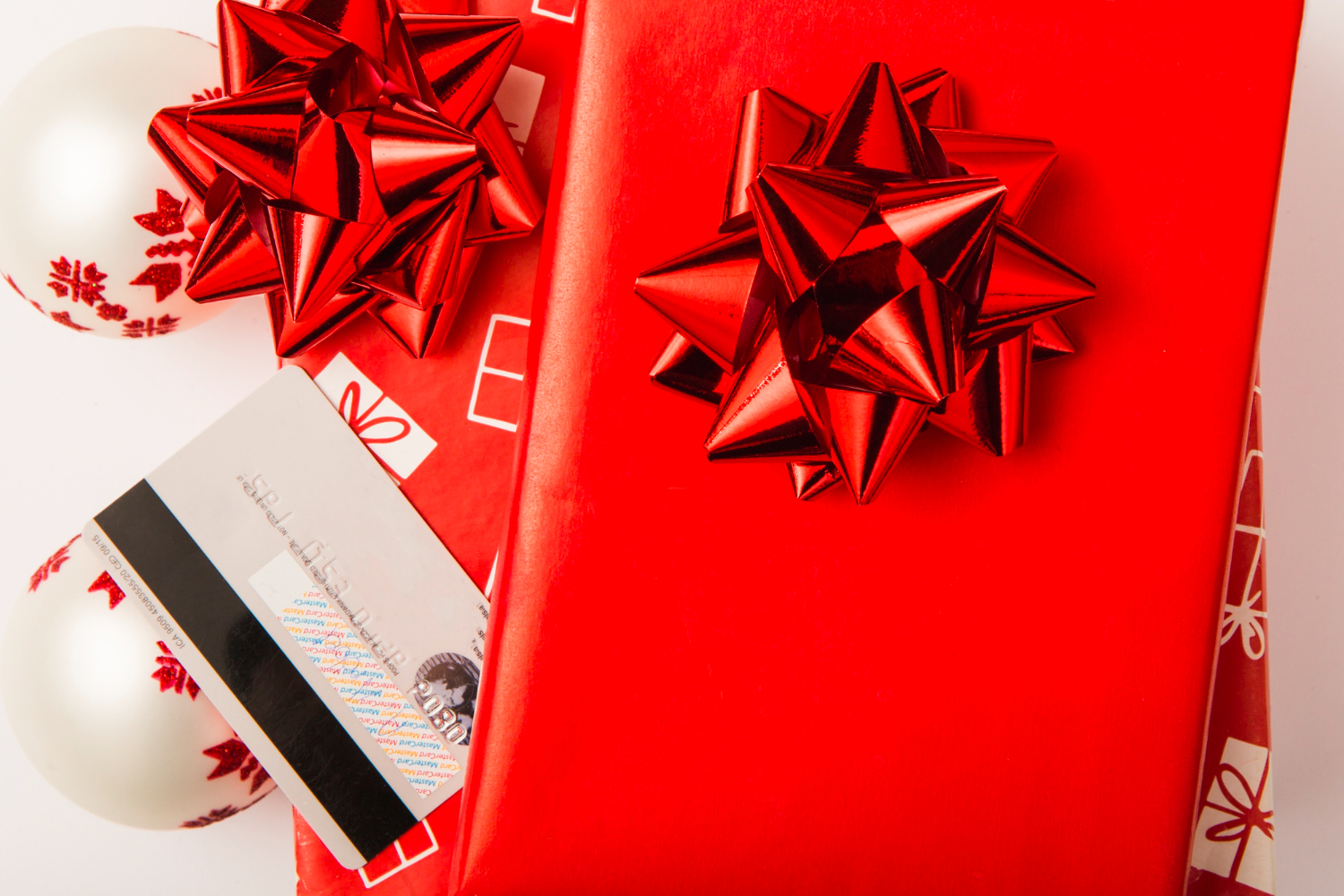 why gift cards are the ultimate last minute gift